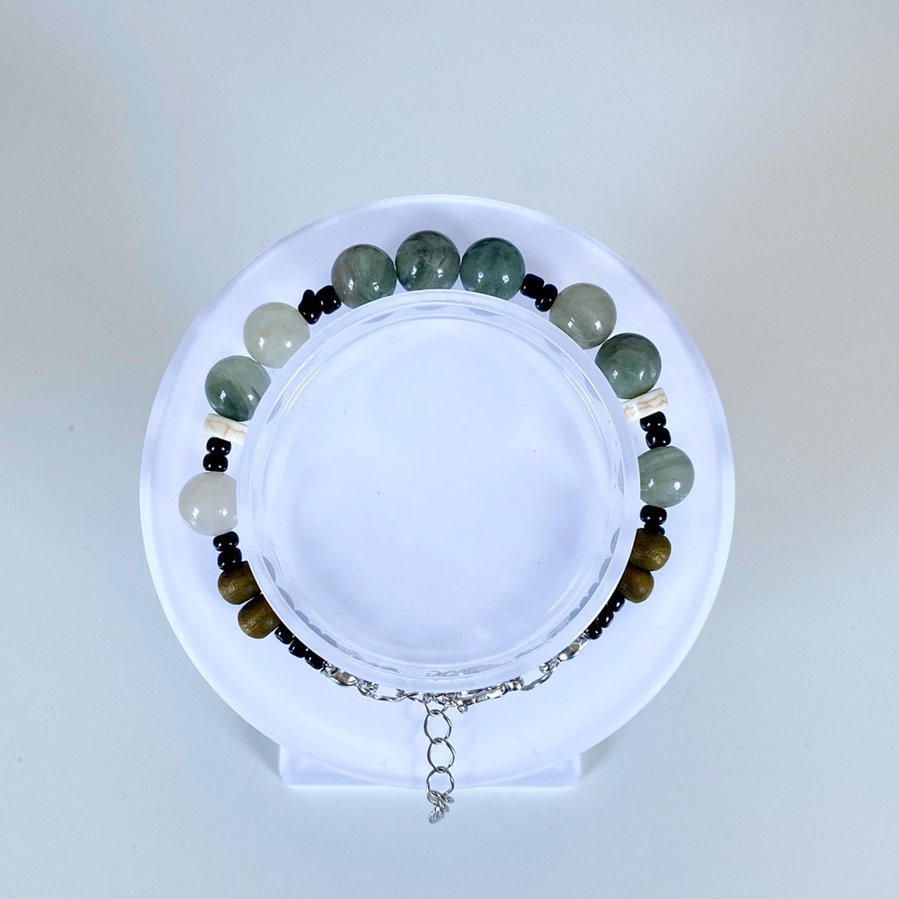 4/$15 Jade Stones Wood Beads Bracelet